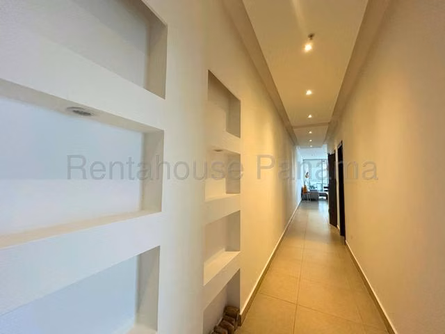 Se alquila apartamento amoblado con vista al mar en Ave. Balboa - Imagen 9