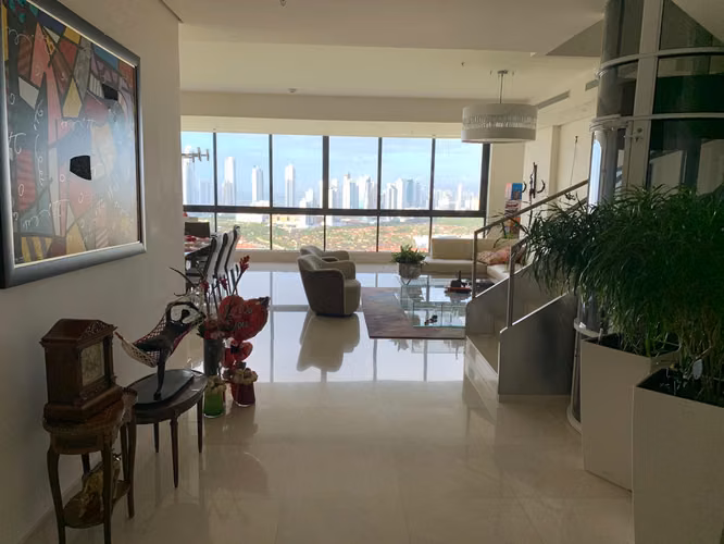Venta espectacular y lujoso apartamento  - Imagen 2