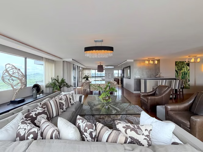 Apartamento Amoblado de 3 Recámaras en Alquiler en La Cresta – 400 m² con Vistas al Mar y la Ciudad - Imagen 4