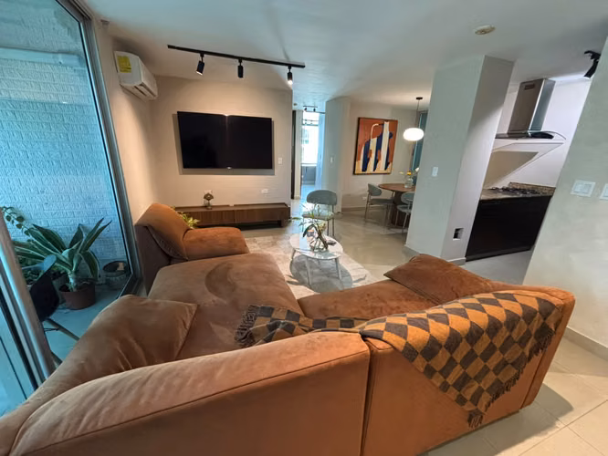 SE ALQUILA HERMOSO APARTAMENTO REMODELADO EN COSTA DEL ESTE - Imagen 3