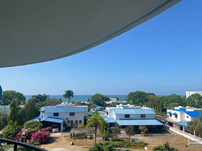 Vendo o Alquilo Apartamento PH Balcones – Playa Blanca/Apartment for Sale or Rent in PH Balcones – Playa Blanca