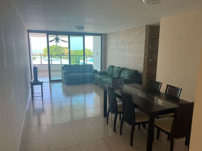 Vendo o Alquilo Apartamento PH Balcones – Playa Blanca/Apartment for Sale or Rent in PH Balcones – Playa Blanca
