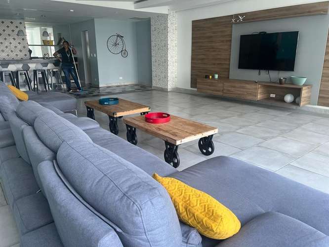 Venta o Alquiler – Edificio Dinasty/For Sale or Rent – Dynasty Building - Imagen 1