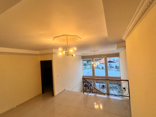 HERMOSA CASA EN GORGONA MALIBU - TOTALMENTE EQUIPADA