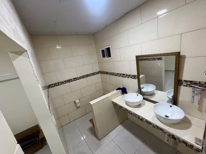 HERMOSA CASA EN GORGONA MALIBU - TOTALMENTE EQUIPADA