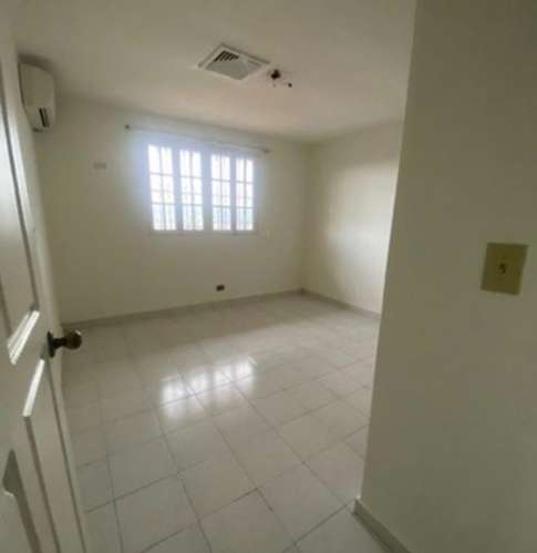 EN VENTA: Espectacular Casa de 4 Pisos en Urbanización Limajo/FOR SALE: Spectacular 4-Story House in Limajo Urbanization - Imagen 6