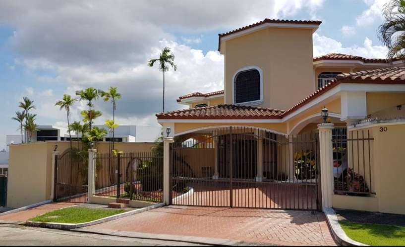  Vendo Espectacular Casa en Pueblo Nuevo/Spectacular House for Sale – Pueblo Nuevo - Imagen 12