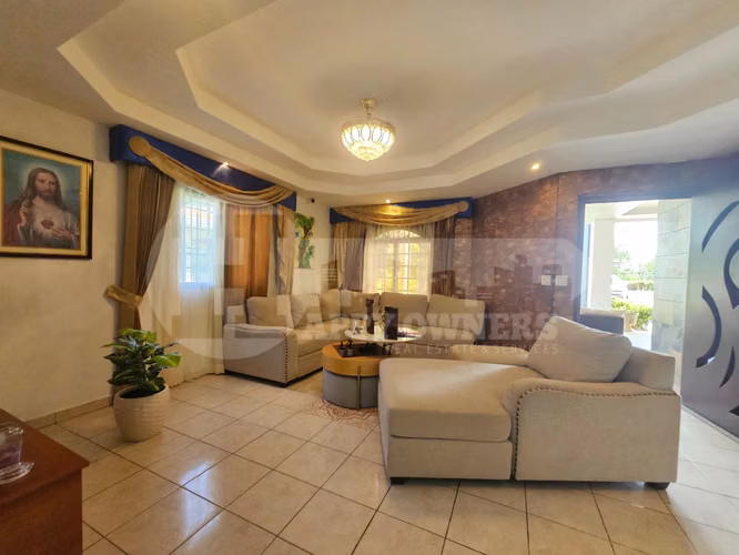 Venta de casa con piscina en Chitré, Herrera. MB - Imagen 9