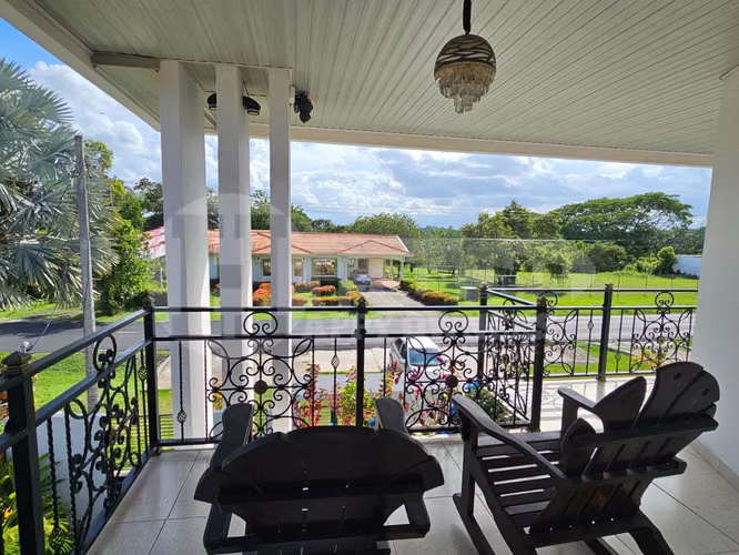 Venta de casa con piscina en Chitré, Herrera. MB - Imagen 6