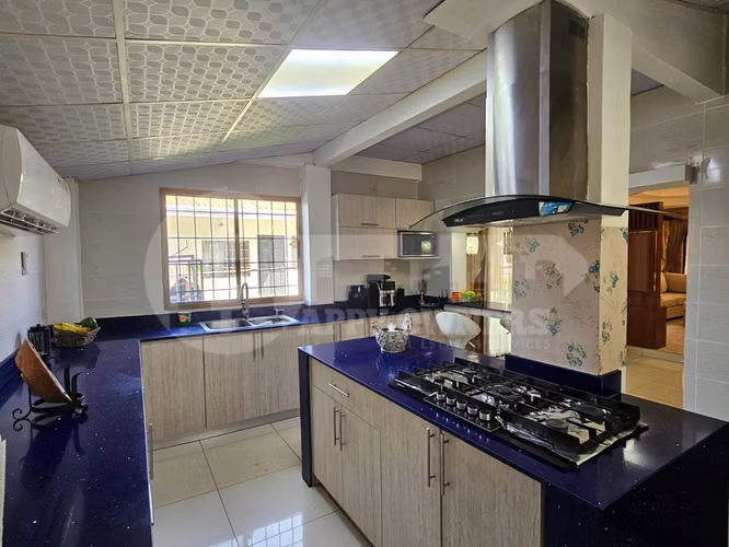 Venta de casa con piscina en Chitré, Herrera. MB - Imagen 10