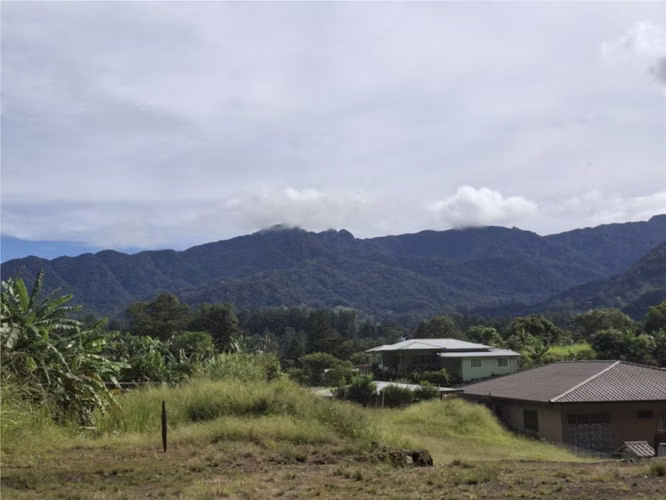 SE VENDE TERRENO EN BOQUETE