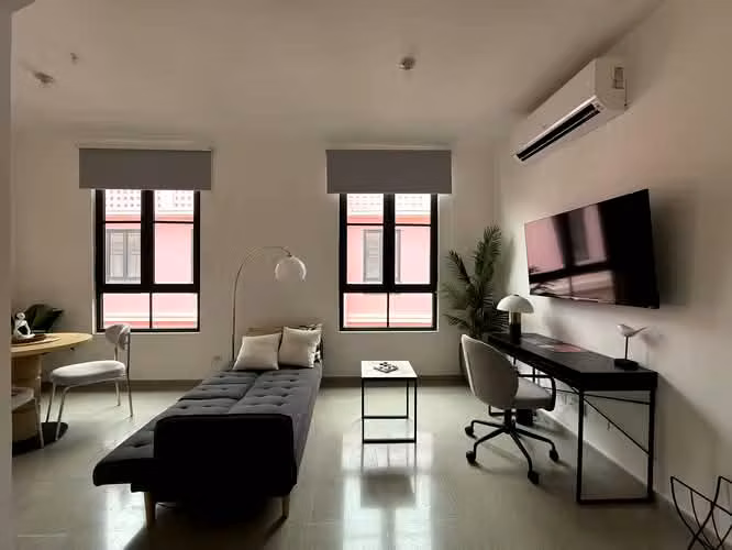 ALQUIER DE APARTAMENTO EN CASCO ANTIGUO AMOBLADO TIPO LOFT - Imagen 2