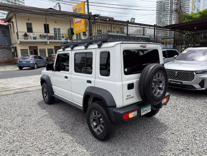 Suzuki Jimny 2025 - Imagen 6