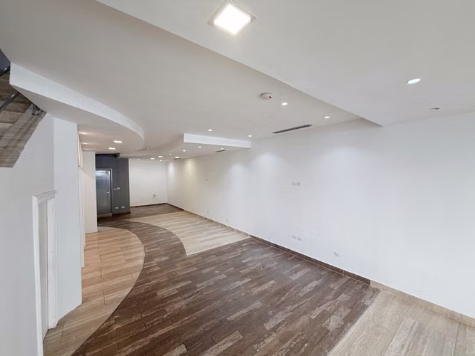 Alquiler de Local comercial en Obarrio, Plaza Obarrio, 196m2 - Imagen 6