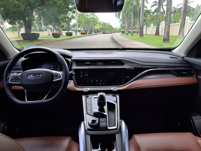 GEELY AZKARRA 2023 