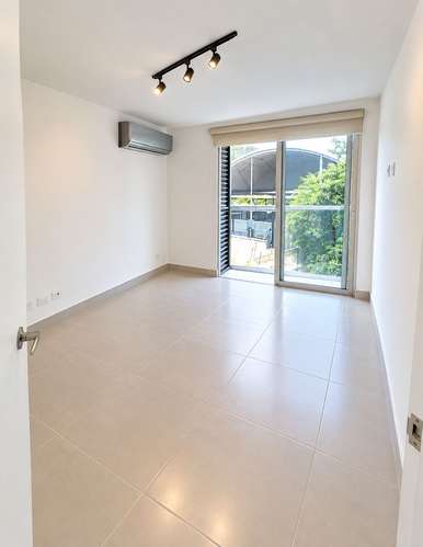 ALQUILO APARTAMENTO EN PANAMA VIEJO 