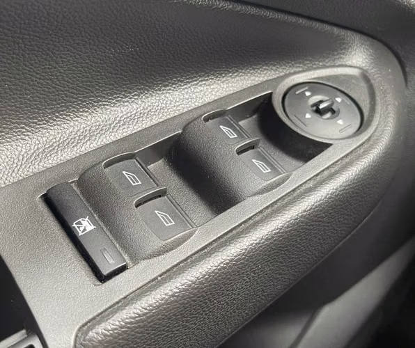 FORD ESCAPE 2013 - Imagen 11