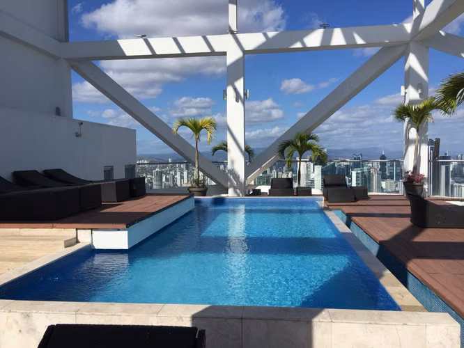 for rent ave balboa f mar 2recamaras amoblado balcon