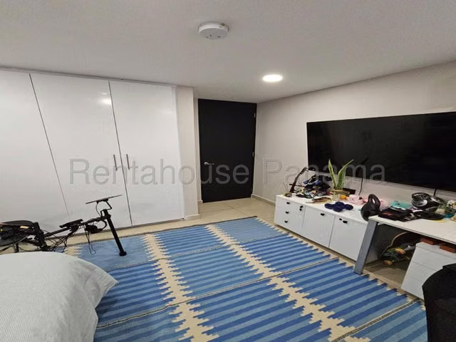 ALQUILO LA CASA QUE SE AJUSTA A TI EN COSTA SUR 27CDY2375