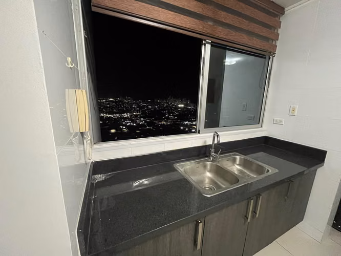 De Oportunidad Se Vende Apartamento en PH Sky Point - Betania - Imagen 6
