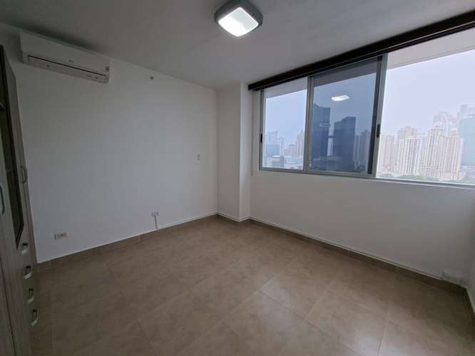 273234. Se alquila apartamento linea blanca, 2 recámaras, 2 baños, 97m, balcón con buena vista