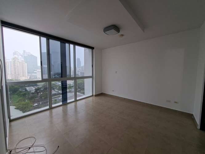 273234. Se alquila apartamento linea blanca, 2 recámaras, 2 baños, 97m, balcón con buena vista