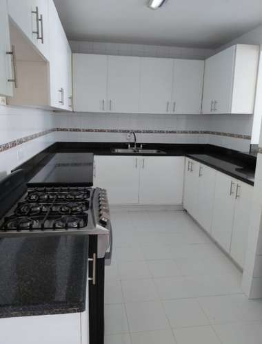   ¡VIVE CON COMODIDAD, SEGURIDAD Y EN UNA EXCELENTE UBICACIÓN PRIVILEGIADA EN PLAZA EDISON $1500 YA NEGOCIADO - Imagen 4