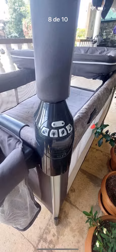 Vendo cuna play ,con todos sus accesorios ,cambiador,luces música,organizador de pañales y cremas,movil