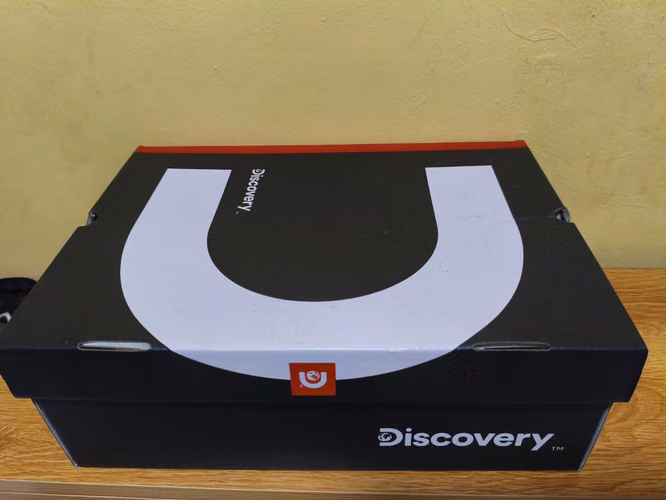 Security boots brand DISCOVERY