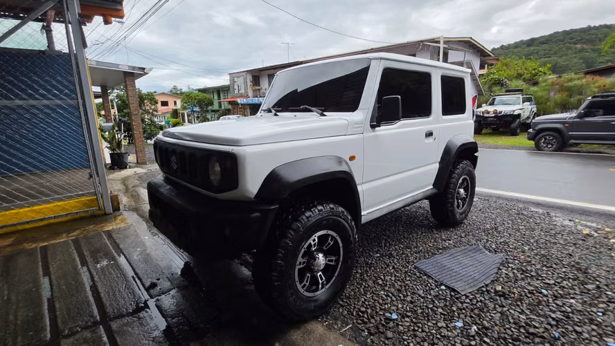 Suzuki Jimny 