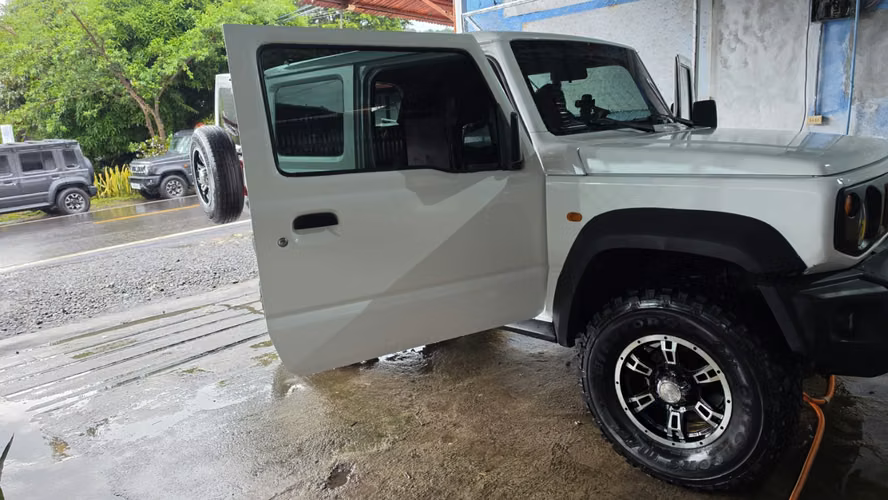 Suzuki Jimny 