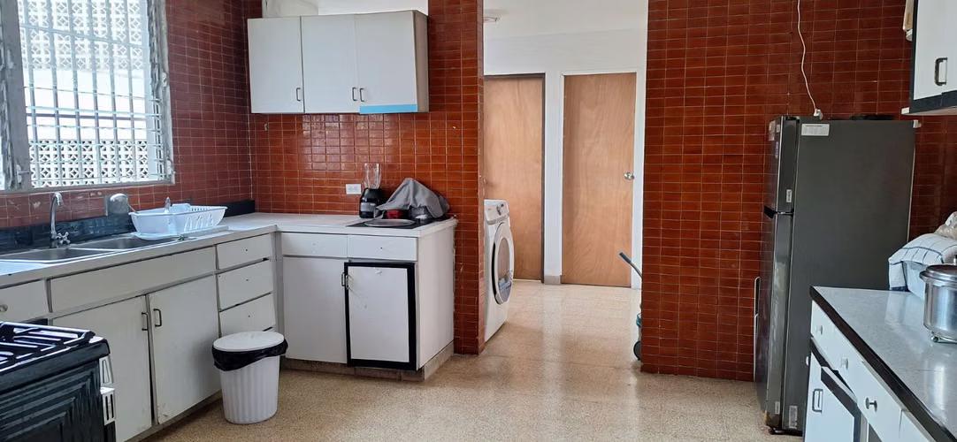 Venta apartamento a pasos de Vía Argentina. El Cangrejo. Bella Vista. - Imagen 5