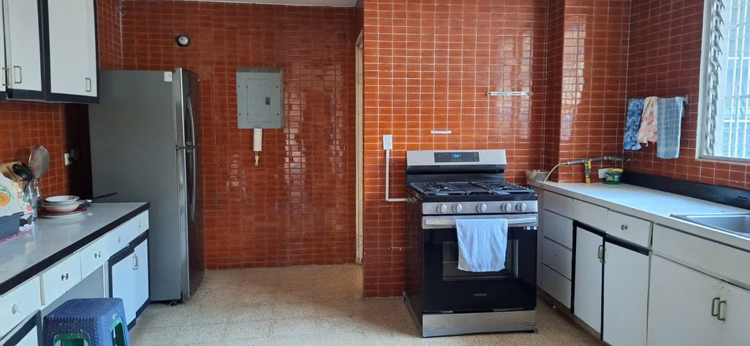 Venta apartamento a pasos de Vía Argentina. El Cangrejo. Bella Vista. - Imagen 4