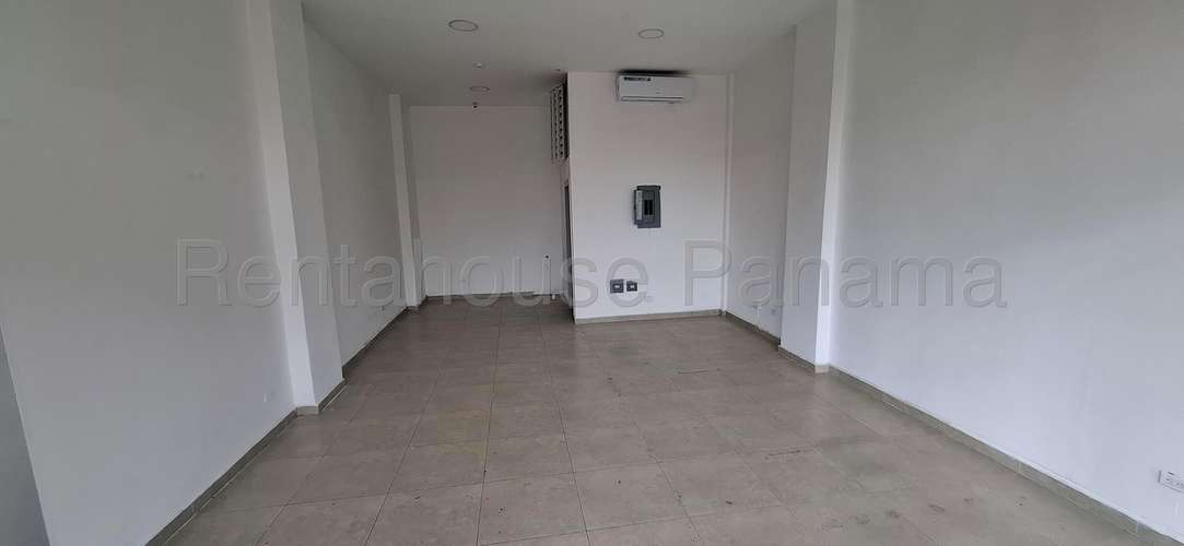 Se Alquila Local Comercial en Juan Diaz GC27-1024