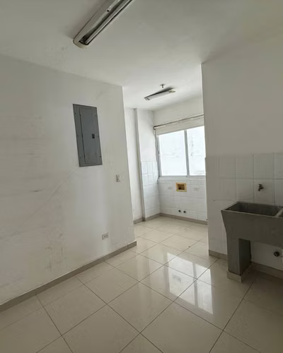 Apartamento en venta en San Francisco PH Premium Tower | 181m2 con cuarto y baño de empleada, walking closet y balcón