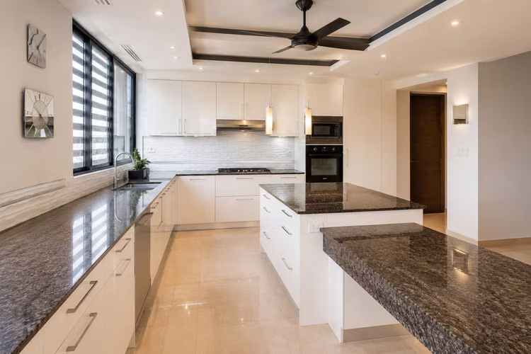Apartamento en Punta Pacifica I con terraza y vista al mar