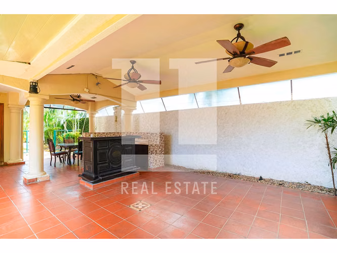 Se Vende Casa en Costa Azul, Costa del Este