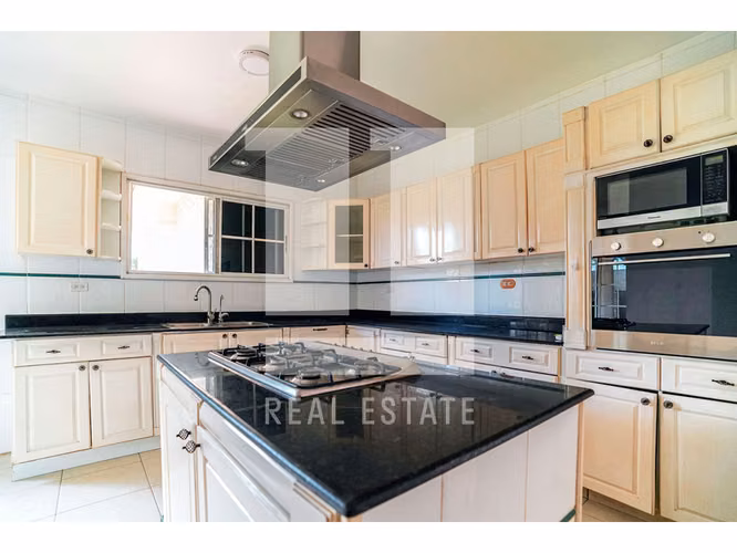 Se Vende Casa en Costa Azul, Costa del Este