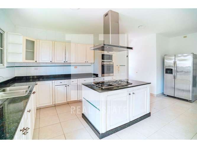 Se Vende Casa en Costa Azul, Costa del Este