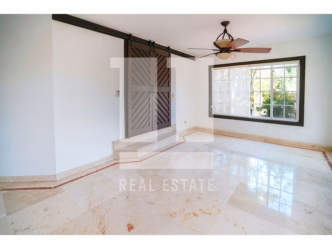 Se Vende Casa en Costa Azul, Costa del Este
