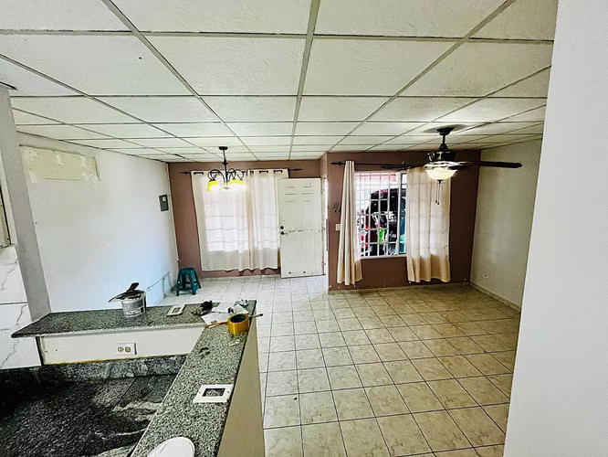 Venta de Casa, Hacienda Santa Fe, la Siesta/Tocumen CHR