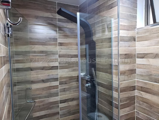 Venta de Apartamento Amoblado en Punta Pacifica Ph Pacific Wind EC