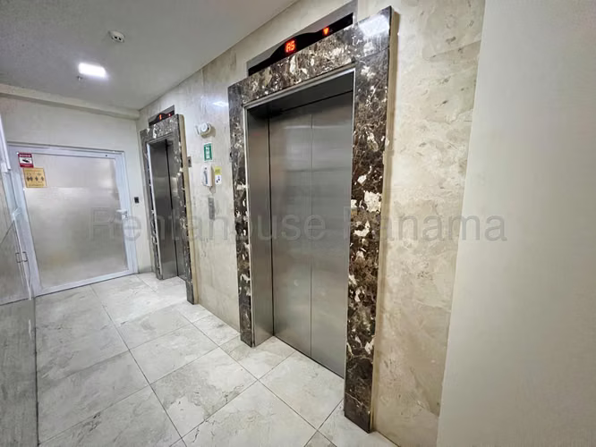 Venta de Apartamento en Obarrio Ph MIYAKI EC