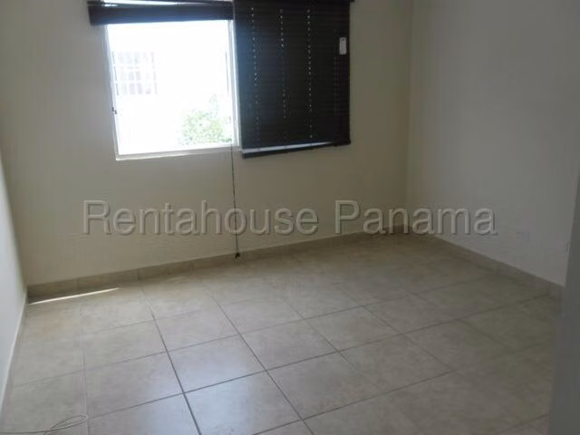 Venta de Casa en Brisas Del Golf Alpes KC