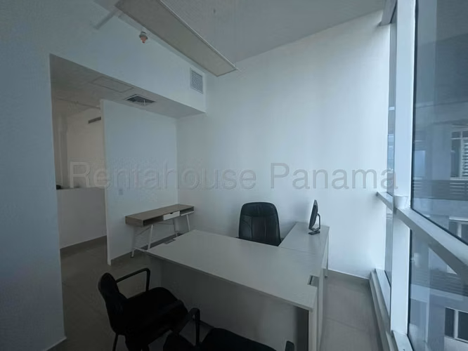 Venta de Oficina en Transistmica Solo Cliente Directo MC