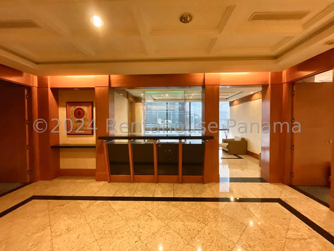Venta de Oficina en Calle 50 Solo Cliente Directo MC - Imagen 8