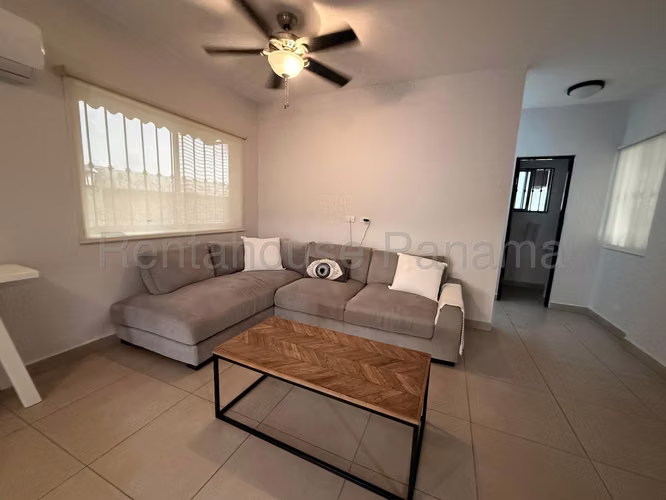 Alquiler de Casa en Panama Pacifico Palmia SN