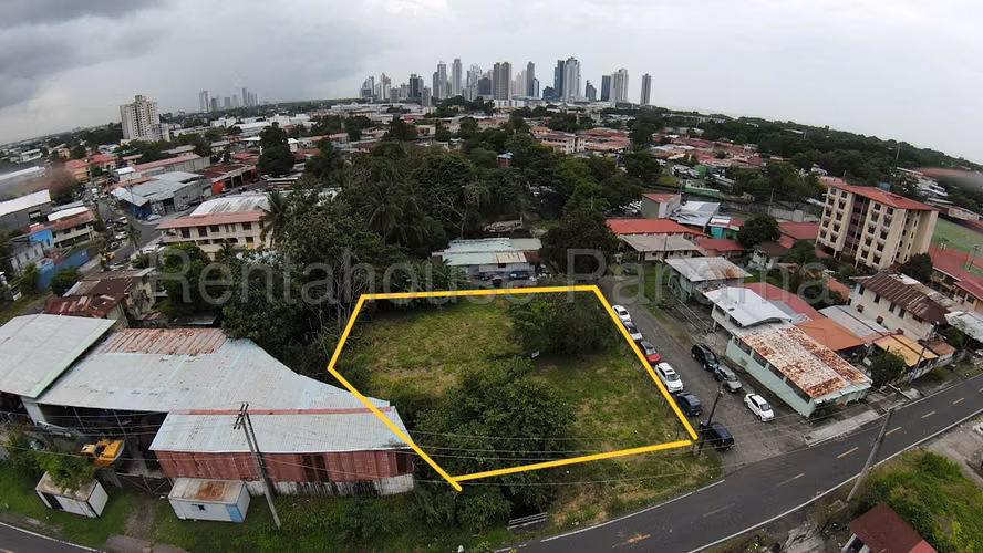 Land for sale in Parque Lefevre MPM27-2648