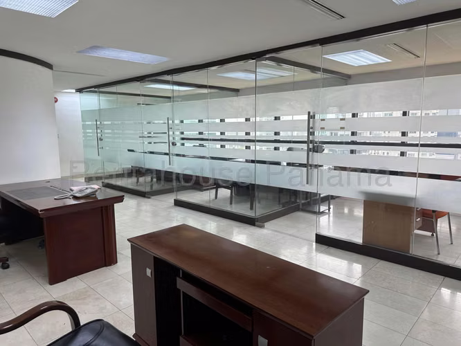 Venta de Oficina en Avenida Balboa MPM25-8262