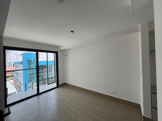 PM AVENIDA BALBOA LINEA BLANCA  1 REC 1 BAÑO $1200 - Imagen 3